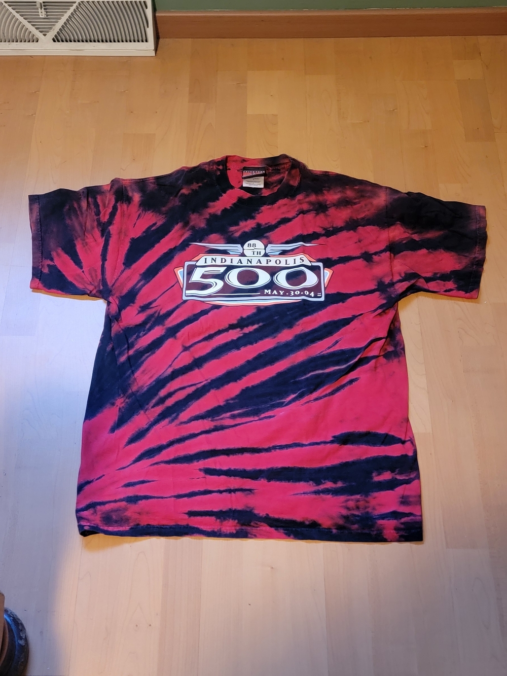 Vintage 88th Running Indianapolis 500 Tie-Dye Graphic Tee - Red & Black